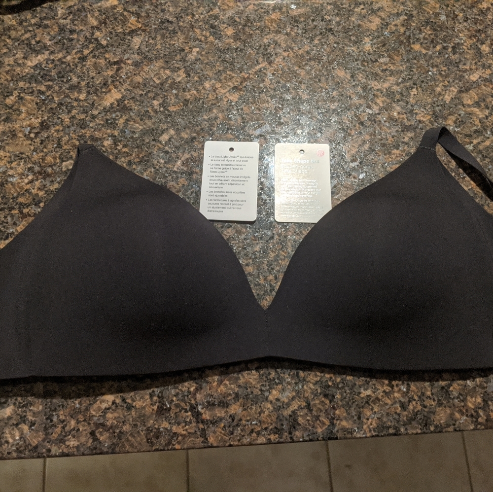 Lululemon Take Shape 32c bra